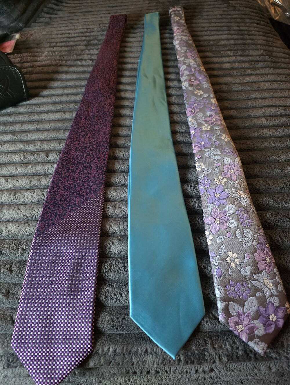 ​Lot of 3 Mens Silk Ties Purple Teal Floral Geometric Stafford Vincent Di Mani